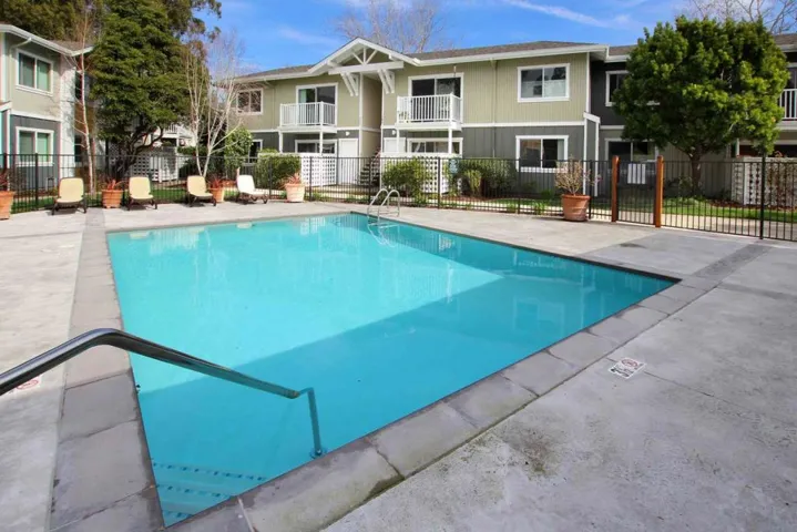 755 14th Avenue 305, Santa Cruz, California 95062