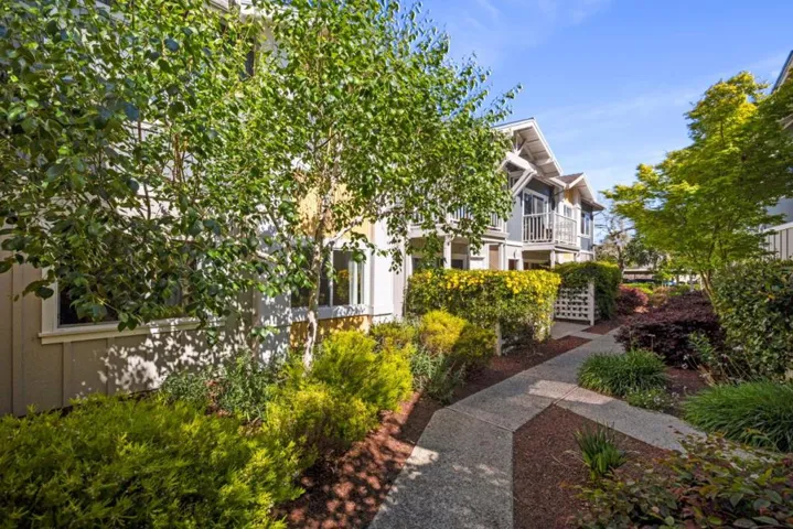 755 14th Avenue 305, Santa Cruz, California 95062