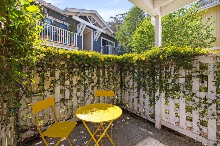 755 14th Avenue 305, Santa Cruz, California 95062