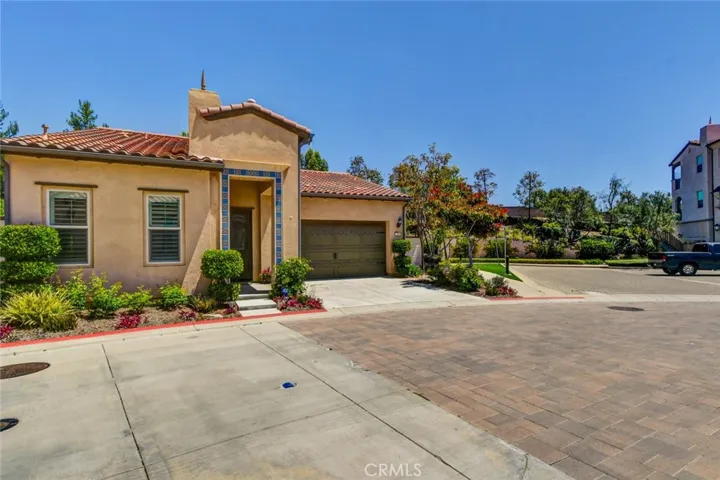 200 Buena Vida Drive, Brea, California 92823