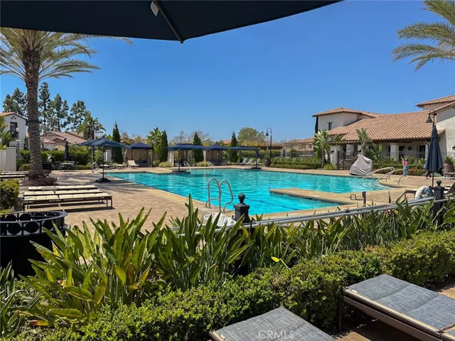 Association pool