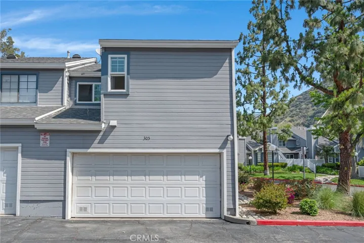 305 Monroe Court, Azusa, California 91702