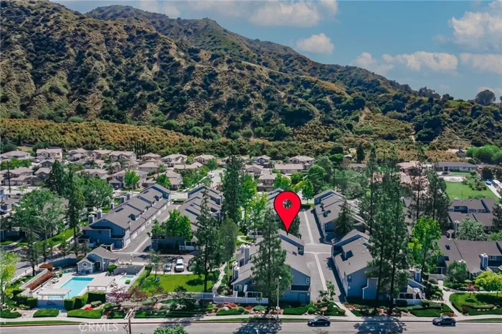 305 Monroe Court, Azusa, California 91702