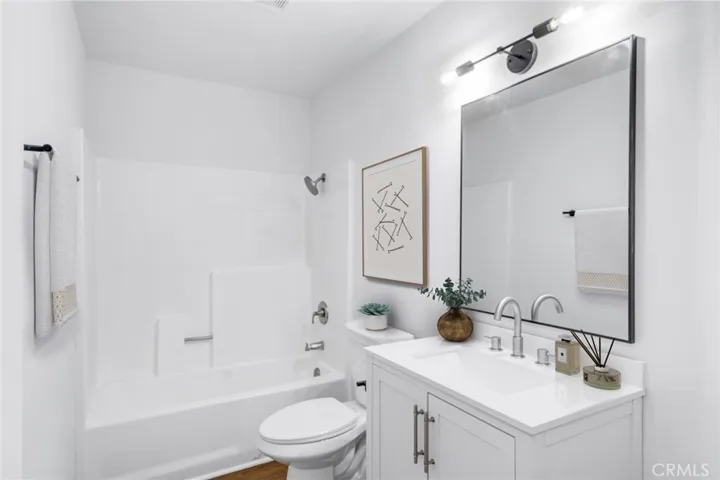 305 Monroe Court, Azusa, California 91702
