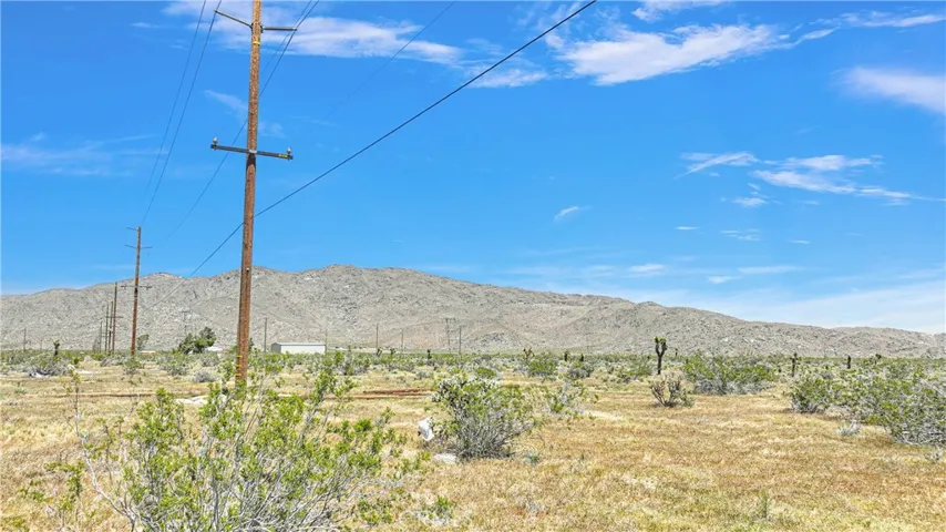 0 Corto Road, Apple Valley, California 92308