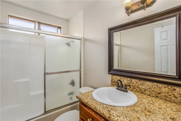 376 E Evans Street, San Jacinto, California 92583