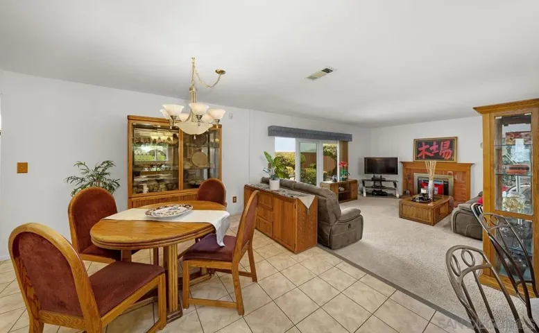 2711 S S Barcelona St, Spring Valley, California 91977