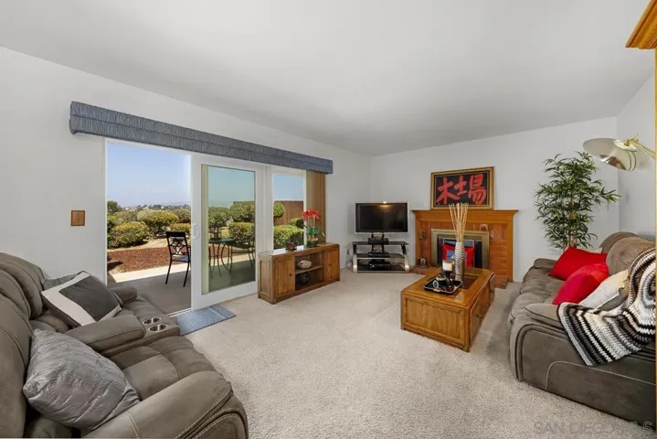 2711 S S Barcelona St, Spring Valley, California 91977