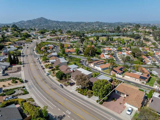 2711 S S Barcelona St, Spring Valley, California 91977