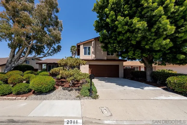 2711 S S Barcelona St, Spring Valley, California 91977