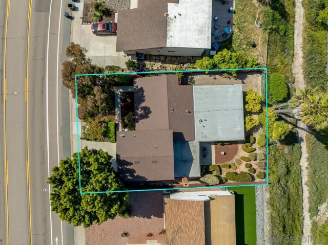2711 S S Barcelona St, Spring Valley, California 91977