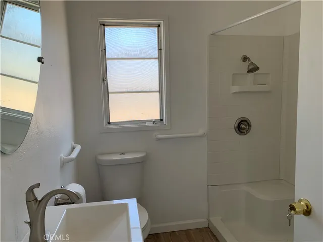 Guest Bathroom near Kitchen