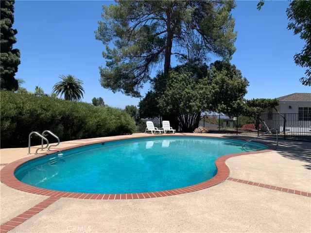 28215 Palos Verdes Drive E, Rancho Palos Verdes, California 90275