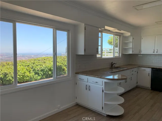 28215 Palos Verdes Drive E, Rancho Palos Verdes, California 90275