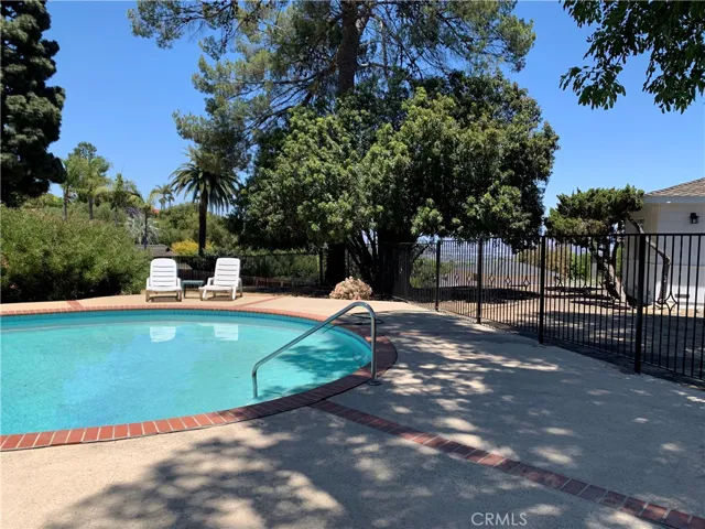 28215 Palos Verdes Drive E, Rancho Palos Verdes, California 90275