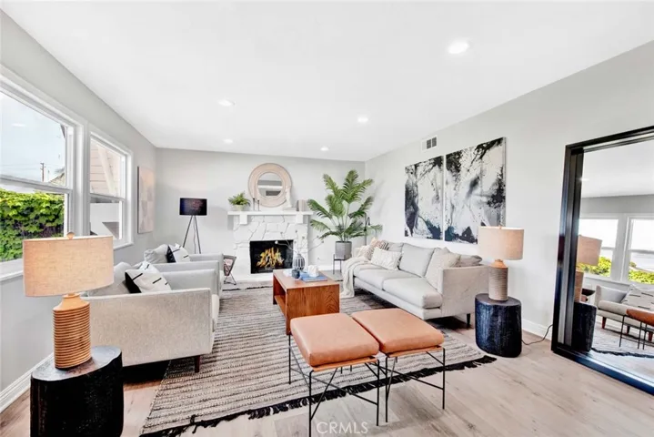 17391 Jefferson Lane, Huntington Beach, California 92647