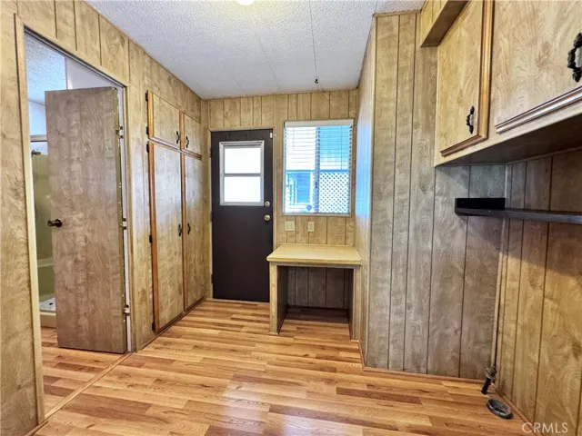 Laundry Room - 1