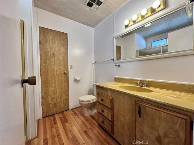 Guest Bathroom - 1