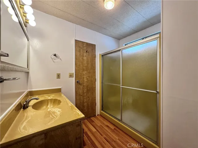 Guest Bathroom - 2