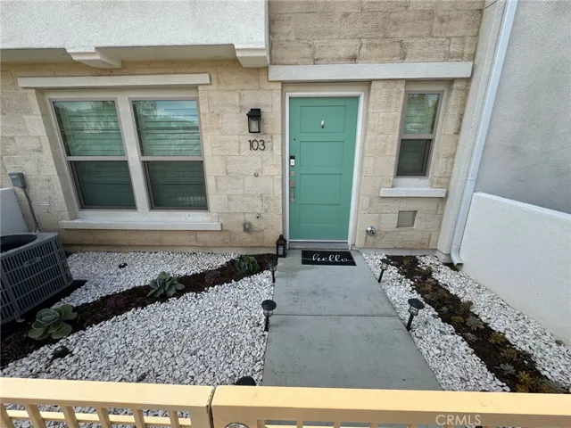 103 E Knox Drive, La Habra, California 90631