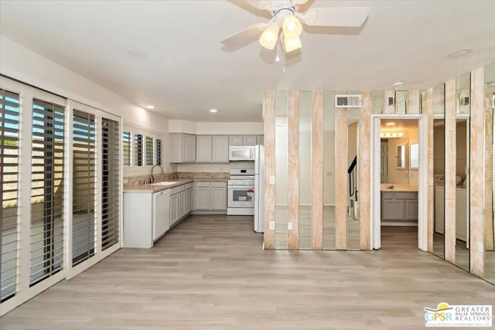 Dining & Kitchen