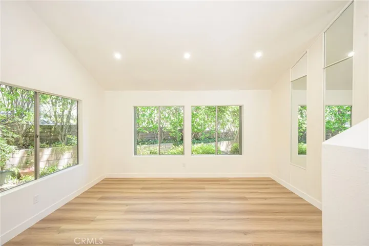 27428 Rondell Street, Agoura Hills, California 91301