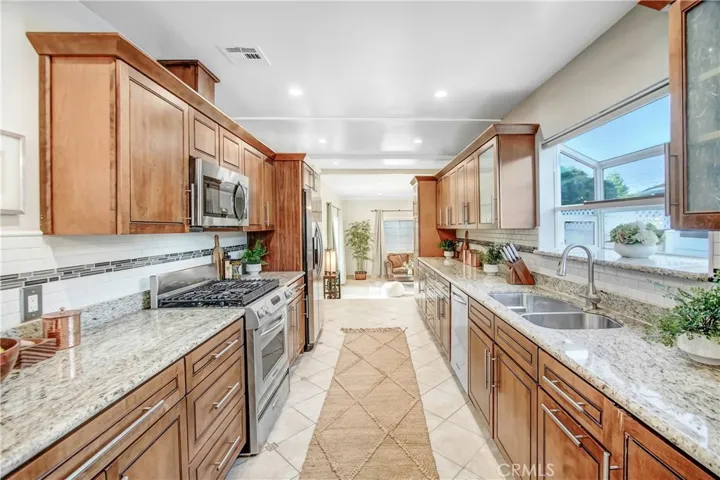 12707 Tiara Street, Valley Village, California 91607