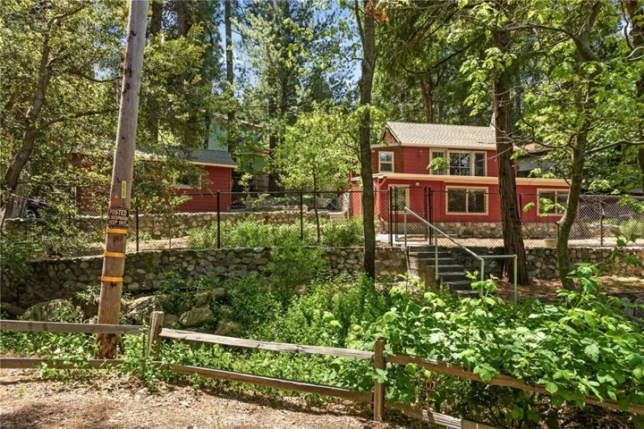 23431 Knapps Cutoff, Crestline, California 92325