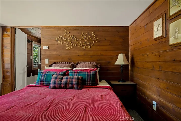 23431 Knapps Cutoff, Crestline, California 92325