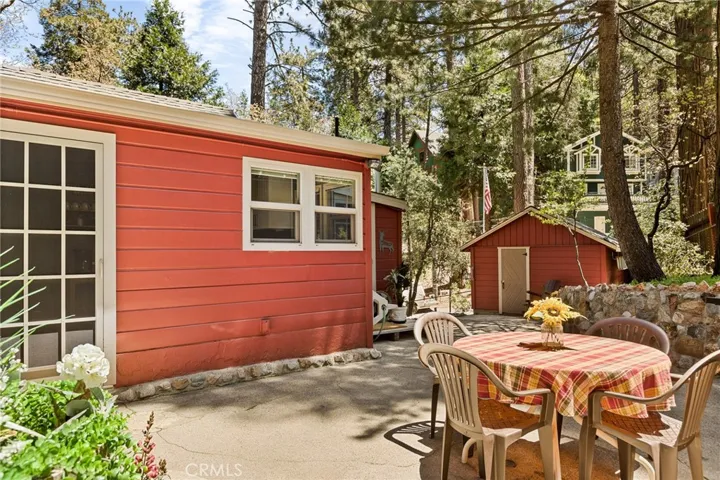 23431 Knapps Cutoff, Crestline, California 92325