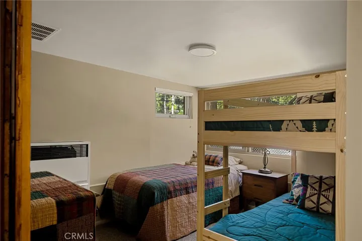 23431 Knapps Cutoff, Crestline, California 92325