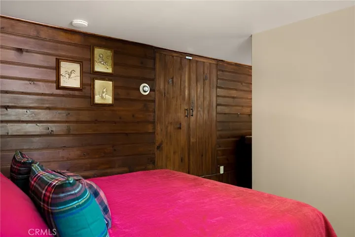 23431 Knapps Cutoff, Crestline, California 92325