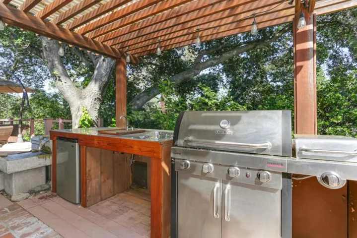 14980 Winchester Boulevard, Los Gatos, California 95030