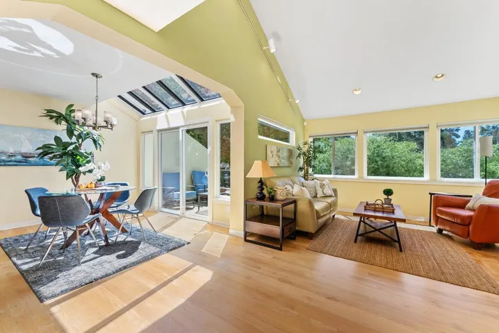 661 Cliff Drive, Aptos, California 95003