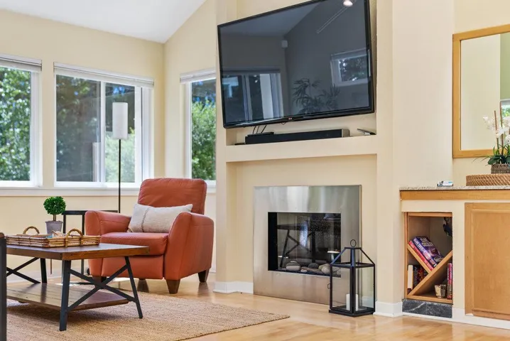 661 Cliff Drive, Aptos, California 95003