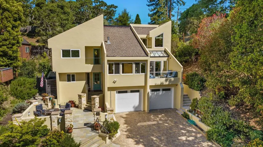 661 Cliff Drive, Aptos, California 95003