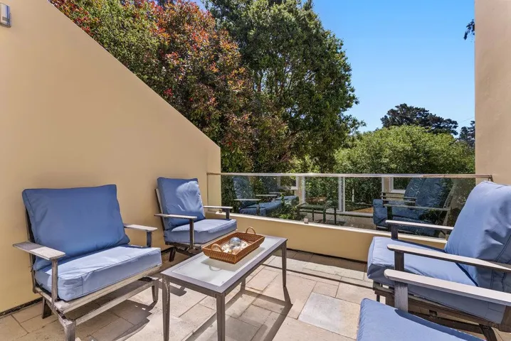 661 Cliff Drive, Aptos, California 95003