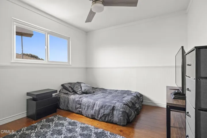 30-web-or-mls-UpmarketMedia-346NSan-45