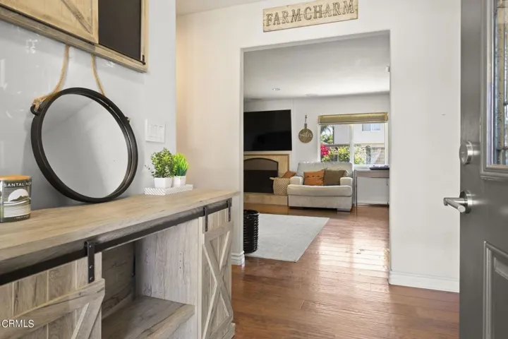 6-web-or-mls-UpmarketMedia-346NSan-3