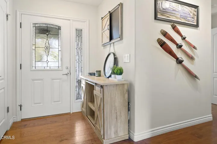 7-web-or-mls-UpmarketMedia-346NSan-9