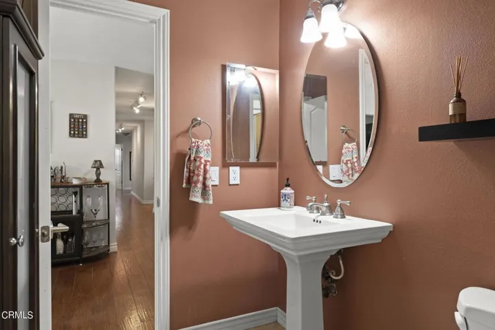 34-web-or-mls-UpmarketMedia-346NSan-105​​‌​​​​‌​​‌‌​​‌​​​‌‌​​​‌​​‌‌​​‌‌​​‌‌​​​​