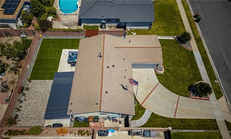 Aeriel view of the side West Sideyard.