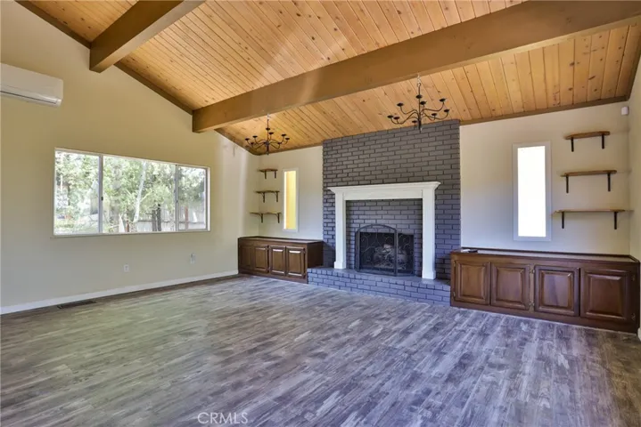 617 Arth Drive, Crestline, California 92325