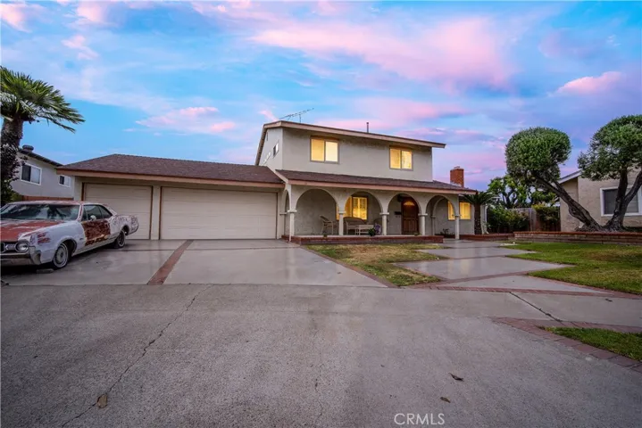 2233 E Olmstead Way, Anaheim, California 92806