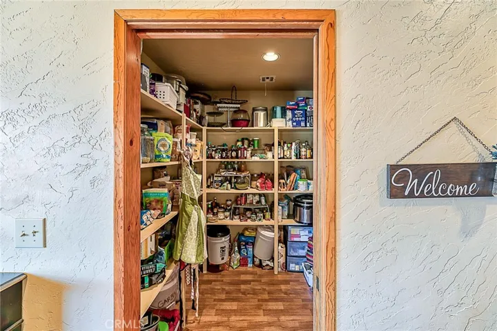 Walk-in Pantry