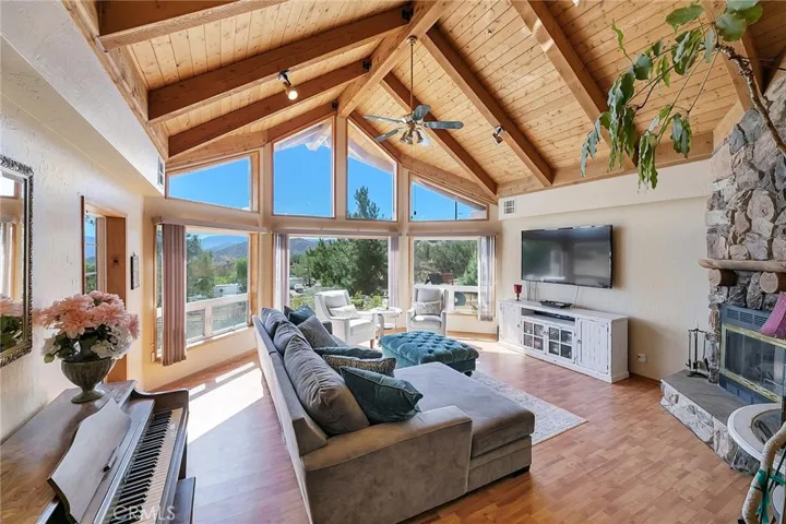 35145 Elkhorn Road, Agua Dulce, California 91390
