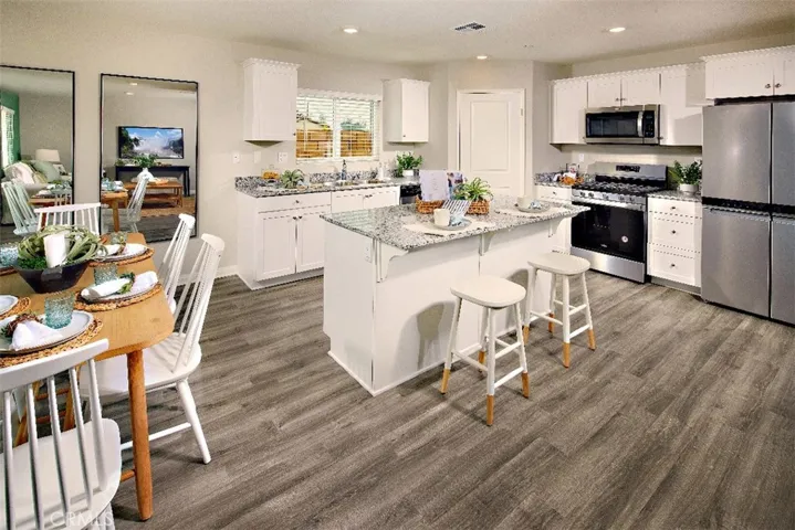 1179 Mandrake Cove, Perris, California 92571