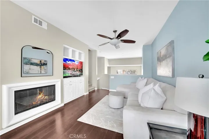 351 W Linden Drive, Orange, California 92865