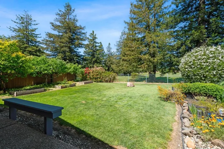 4997 Fern Place, Rohnert Park, California 94928