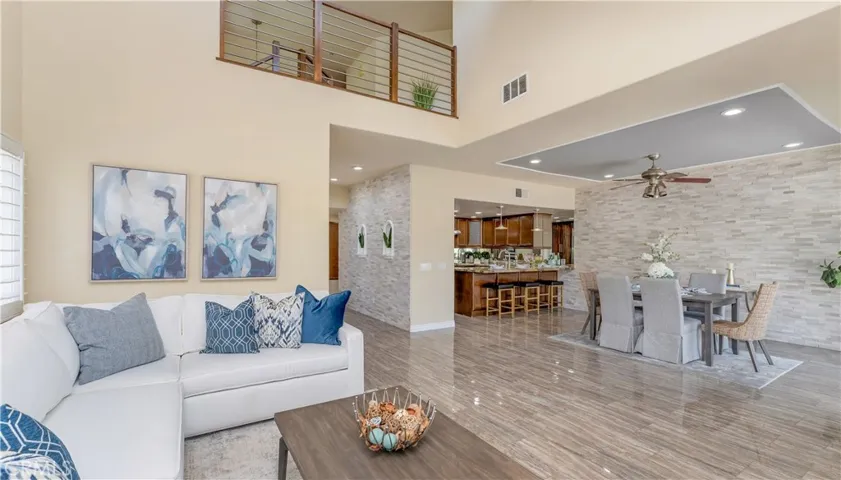 724 Crown Pointe, Anaheim Hills, California 92807